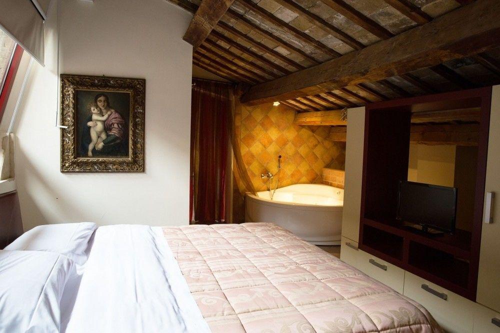 Hotel I Tigli Albergo Diffuso Corinaldo Exterior foto